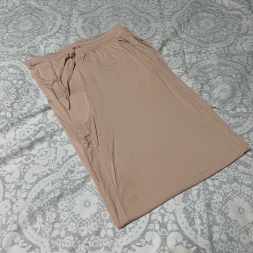 Lululemon Athletica Wide leg Pants 6